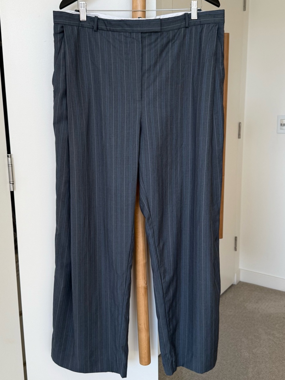 H&M STUDIO. Premium Selection. Oversized Wool Blazer and Pants Suit. XL size! - Picture 10 of 16